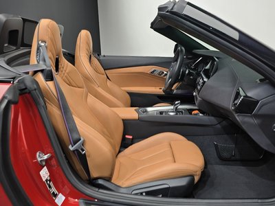 2022 BMW Z4 — миниатюра 16