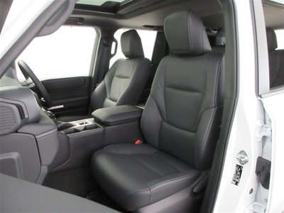 TOYOTA LAND CRUISER 250 - 8
