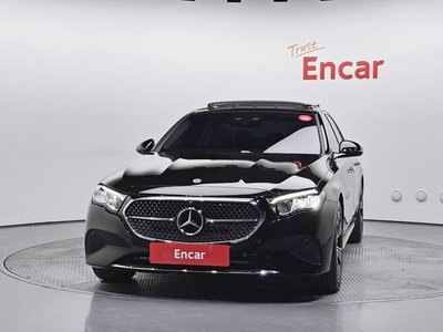 MERCEDES-BENZ E-CLASS - 2