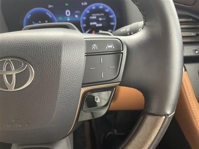 2025 Toyota VELLFIRE — фото 10