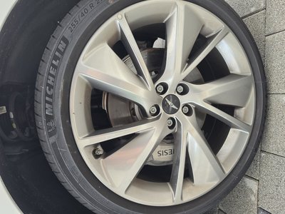 2025 Genesis GV70 photo 6
