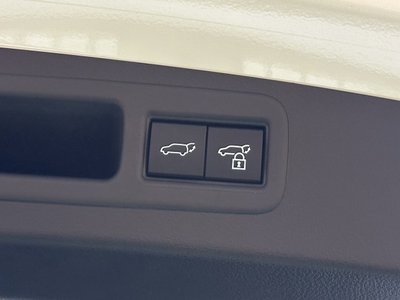 2023 Lexus RX — миниатюра 23