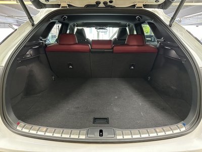 2023 Lexus RX — миниатюра 26