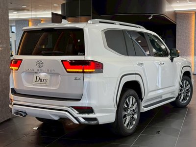 2025 Toyota LAND CRUISER 300 — миниатюра 35