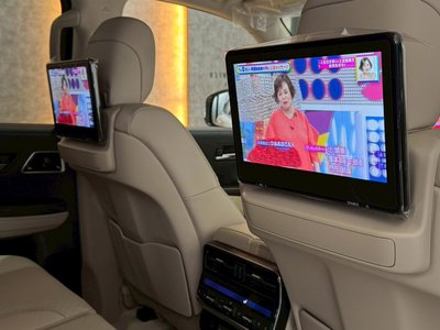 2025 Toyota LAND CRUISER 300 — фото 2