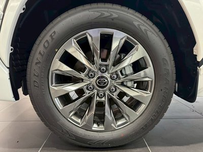 2025 Toyota LAND CRUISER 300 — миниатюра 28