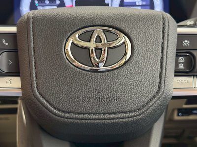 2025 Toyota LAND CRUISER 300 — миниатюра 66