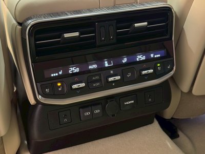2025 Toyota LAND CRUISER 300 — миниатюра 56