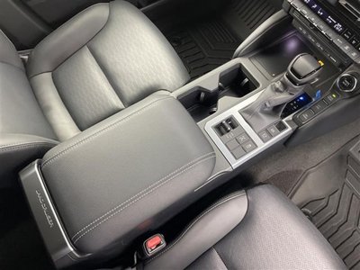 TOYOTA LAND CRUISER 250 - 9