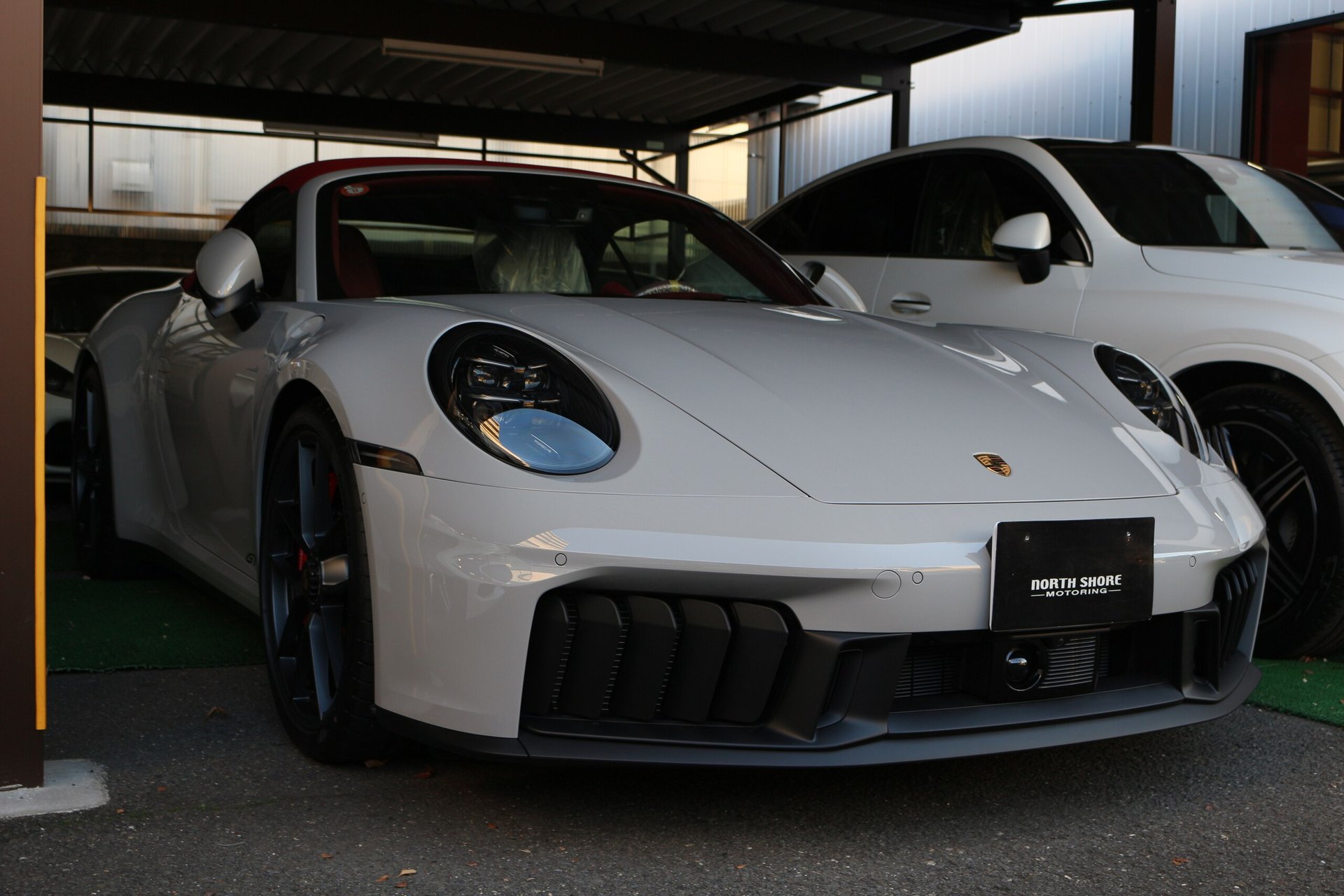 PORSCHE 911 CABRIOLET - View 1