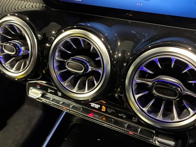 صورة مصغرة 39 لـ 2025 Mercedes-BENZ GLB