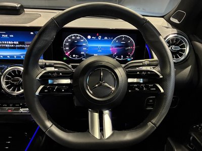 صورة مصغرة 32 لـ 2025 Mercedes-BENZ GLB