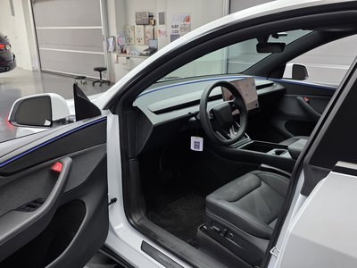 صورة مصغرة 13 لـ 2026 Tesla MODEL Y