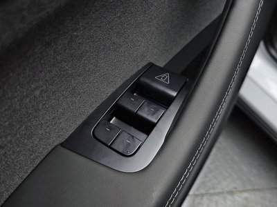 صورة مصغرة 27 لـ 2026 Tesla MODEL Y
