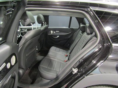 MERCEDES-BENZ E-CLASS - 8