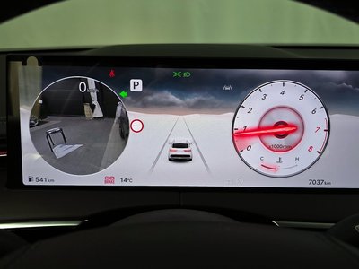 2024 Genesis GV70 — миниатюра 11