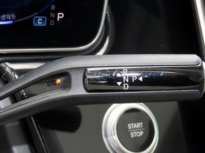 2023 Mercedes-BENZ EQE — миниатюра 11