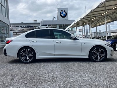 BMW 3 SERIES - 8