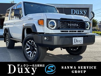 TOYOTA LAND CRUISER 70