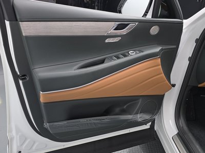 2026 Genesis GV80 thumbnail 14