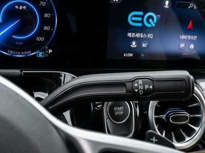 صورة 9 لـ 2025 Mercedes-BENZ EQA
