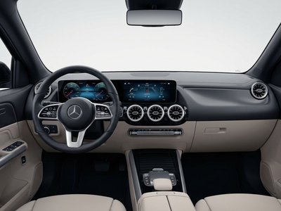 صورة 4 لـ 2025 Mercedes-BENZ EQA