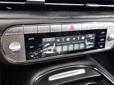 2022 Genesis G90 (RS4) thumbnail 16