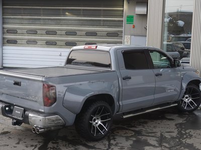 TOYOTA TUNDRA - 6