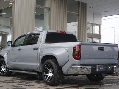 TOYOTA TUNDRA - 4