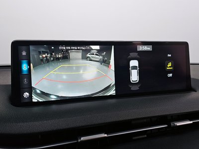 2021 Genesis GV70 — миниатюра 15