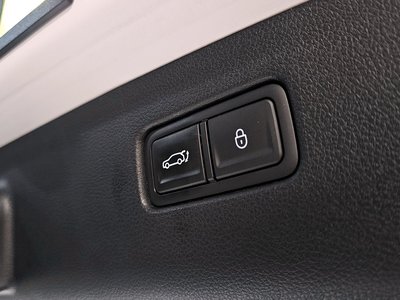 2021 Genesis GV70 — миниатюра 19