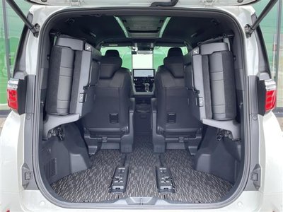 صورة مصغرة 28 لـ 2024 Toyota ALPHARD