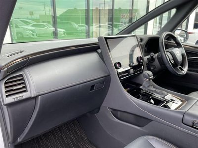 صورة مصغرة 24 لـ 2024 Toyota ALPHARD