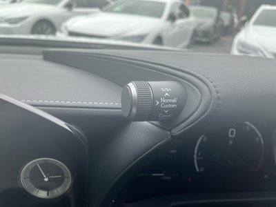صورة مصغرة 23 لـ 2023 Lexus LS