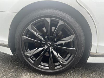 صورة مصغرة 80 لـ 2023 Lexus LS