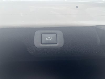 صورة مصغرة 57 لـ 2023 Lexus LS