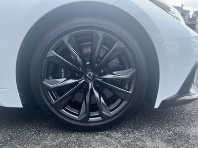 صورة مصغرة 77 لـ 2023 Lexus LS