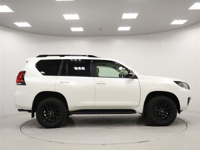 TOYOTA LAND CRUISER PRADO - 5