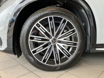 MERCEDES-BENZ EQS SUV - 2