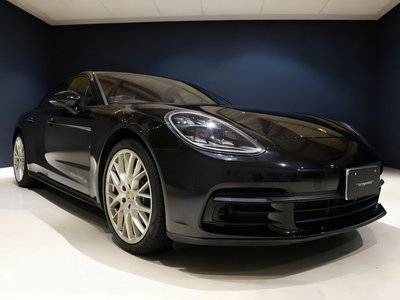 PORSCHE PANAMERA - 7