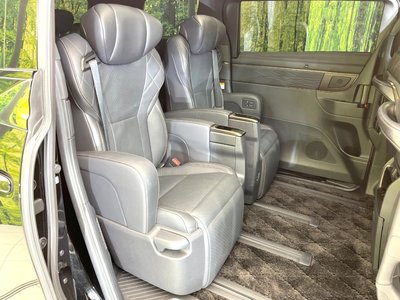 صورة 9 لـ 2024 Toyota VELLFIRE