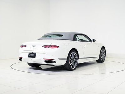 BENTLEY CONTINENTAL - 8