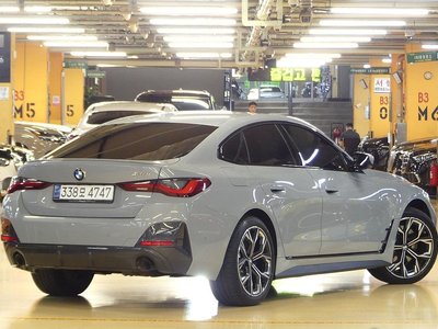 2024 BMW 4 SERIES photo 4