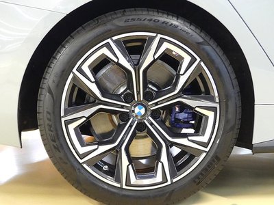 2024 BMW 4 SERIES photo 6