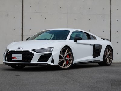 AUDI R8 - 1