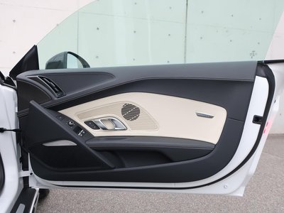 AUDI R8 - 9
