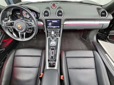 PORSCHE 718 BOXSTER - 5