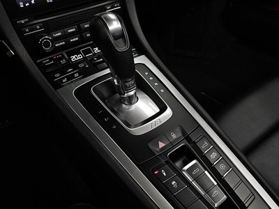 PORSCHE 718 BOXSTER - 9