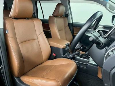 TOYOTA LAND CRUISER PRADO - 5