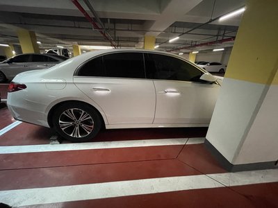 MERCEDES-BENZ E-CLASS - 4